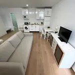 Alojamientos Izquierdo Roca